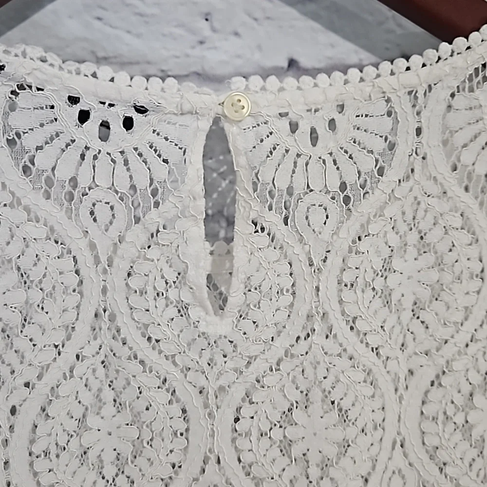 Banana Repulic lace blouse